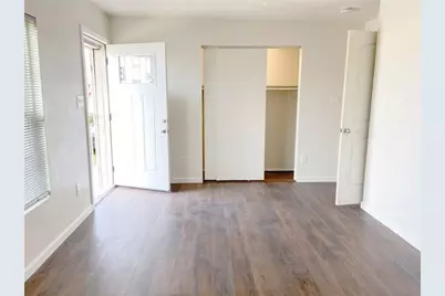 12115 Segrest Drive, Houston, TX 77047 - Photo 5