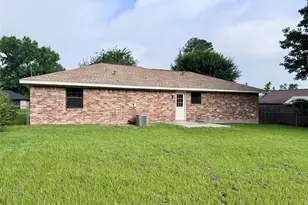 111 Little Bill Ln, Willis, TX 77378 - Photo 21