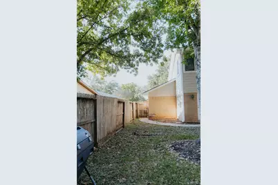 3327 Larkwood Lane, Sugar Land, TX 77479 - Photo 45