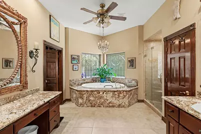 12102 Oak Haven W Drive, Magnolia, TX 77354 - Photo 11