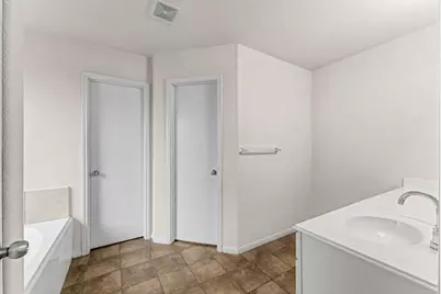 16758 N Blue Jay Drive, Conroe, TX 77385 - Photo 23