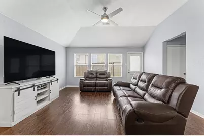 16758 N Blue Jay Drive, Conroe, TX 77385 - Photo 7