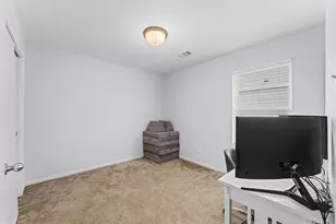 16758 N Blue Jay Dr, Conroe, TX 77385 - Photo 17