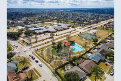 2506 Bisontine Street, Friendswood, TX 77546 - Photo 37