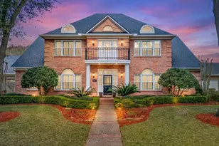 4002 Alcorn Bend Dr, Sugar Land, TX 77479 - Photo 1