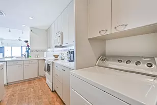 7700 Seawall Blvd, Galveston, TX 77551 - Photo 19