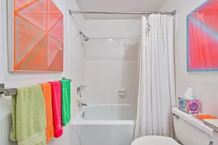 7700 Seawall Blvd, Galveston, TX 77551 - Photo 9