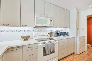 7700 Seawall Blvd, Galveston, TX 77551 - Photo 25