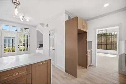 2606 Nantucket Drive, Houston, TX 77057 - Photo 5