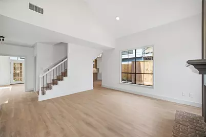 2606 Nantucket Drive, Houston, TX 77057 - Photo 9