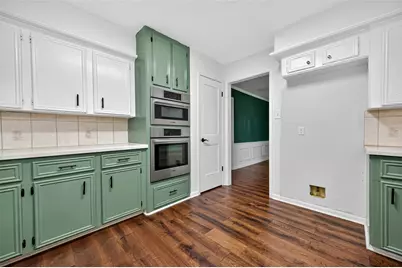 202 Laura Lane, Conroe, TX 77385 - Photo 17