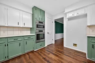 202 Laura Ln, Conroe, TX 77385 - Photo 17