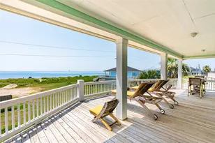 1799 Redfish Ln, Crystal Beach, TX 77650 - Photo 9
