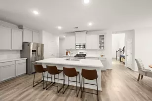 217 Woods Rose Ct, Conroe, TX 77318 - Photo 3