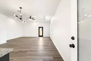 4309 Larkspur St, Houston, TX 77051 - Photo 3