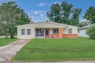3326 Proswimmer St, Houston, TX 77088 - Photo 1