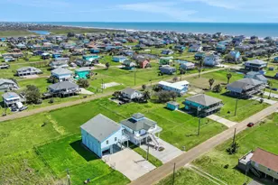 970 Townsend Dr, Port Bolivar, TX 77650 - Photo 7