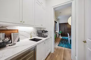4010 W Alabama St, Houston, TX 77027 - Photo 9