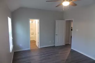 13211 Ambrosa Dr, Houston, TX 77044 - Photo 7
