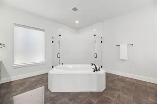 10643 Crystal Spring Dr, Missouri City, TX 77459 - Photo 27