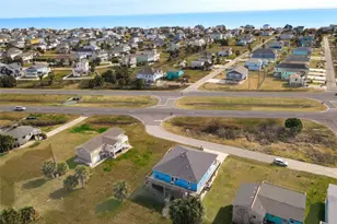 14110 Miramar Dr, Galveston, TX 77554 - Photo 37