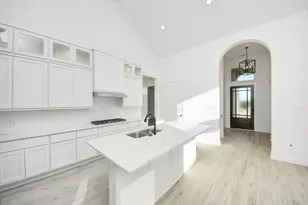 9519 Chateau Hill Dr, Manvel, TX 77578 - Photo 11