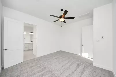 9519 Chateau Hill Drive, Manvel, TX 77578 - Photo 17