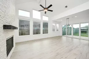 9519 Chateau Hl Dr, Manvel, TX 77578 - Photo 5
