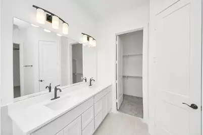 9519 Chateau Hill Drive, Manvel, TX 77578 - Photo 19