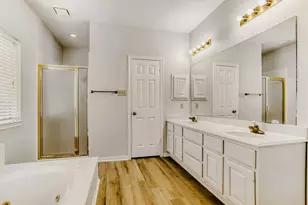 14 S Duskwood Pl, The Woodlands, TX 77381 - Photo 17