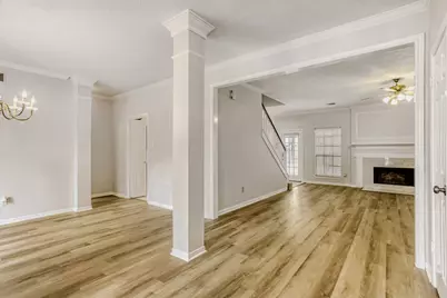 14 S Duskwood Place, The Woodlands, TX 77381 - Photo 7