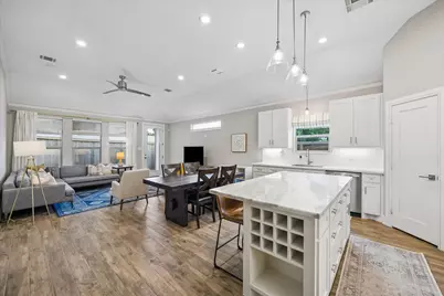 940 W 21st Street, Houston, TX 77008 - Photo 1