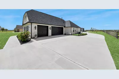 7723 Stratford Hall Drive, Rosharon, TX 77583 - Photo 5