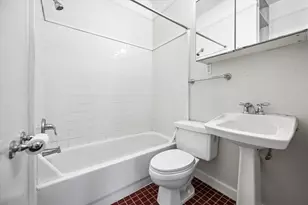 123 Parkview St, Houston, TX 77009 - Photo 15