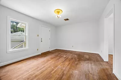 123 Parkview Street, Houston, TX 77009 - Photo 17