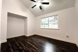 11831 Briar Forest Dr, Houston, TX 77077 - Photo 17