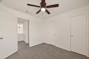 4719 Silver Spruce Ln, Friendswood, TX 77546 - Photo 21