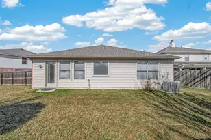 4719 Silver Spruce Ln, Friendswood, TX 77546 - Photo 37