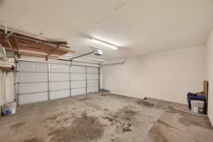 4719 Silver Spruce Ln, Friendswood, TX 77546 - Photo 35