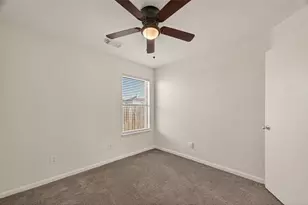 4719 Silver Spruce Ln, Friendswood, TX 77546 - Photo 23