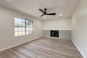 9515 Secretariat Dr, Houston, TX 77065 - Photo 25