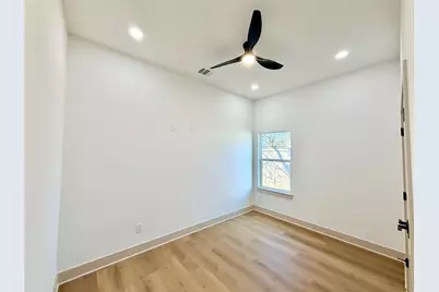 4214 Clover Street, Houston, TX 77051 - Photo 23