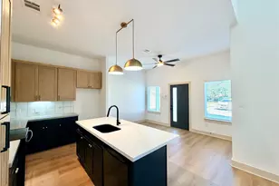 4214 Clover St, Houston, TX 77051 - Photo 5