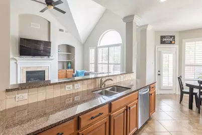 28010 Fulshear Plantation Court, Fulshear, TX 77441 - Photo 11