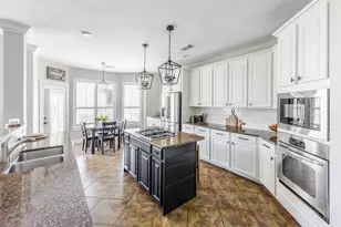 28010 Fulshear Plantation Ct, Fulshear, TX 77441 - Photo 11