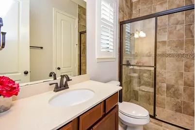 5506 Lockwood Bend Lane, Sugar Land, TX 77479 - Photo 19