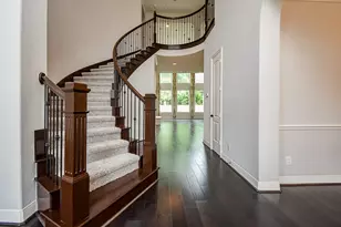 5506 Lockwood Bend Ln, Sugar Land, TX 77479 - Photo 5