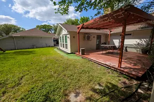 11807 Highgrove Dr, Houston, TX 77077 - Photo 37