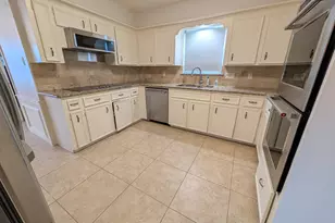 11807 Highgrove Dr, Houston, TX 77077 - Photo 15