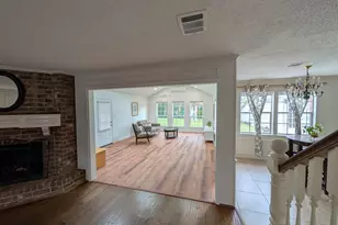 11807 Highgrove Dr, Houston, TX 77077 - Photo 3